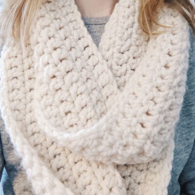 Snow Globe Crochet Infinity Scarf Pattern